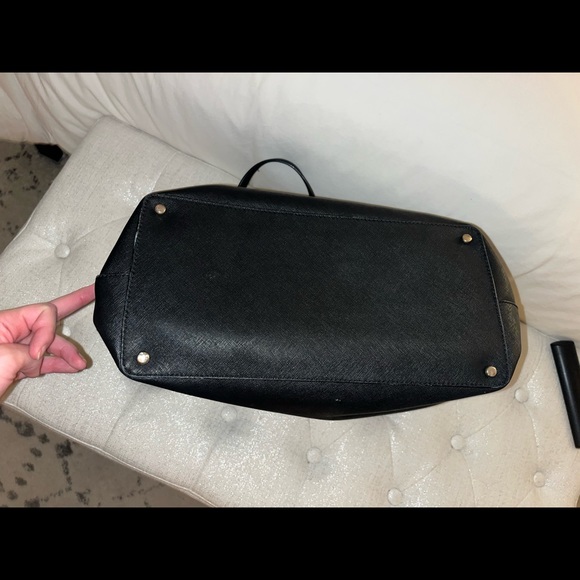 Kate Spade Purse - Picture 4 of 6